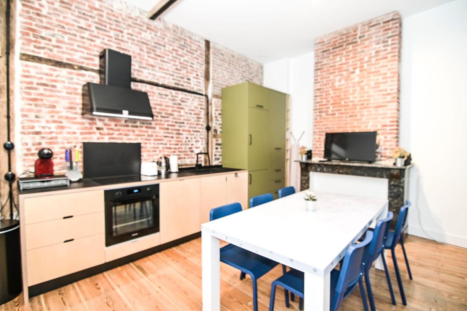 Comfortable Room With Terrace European Parliament Brussel Bagian luar foto